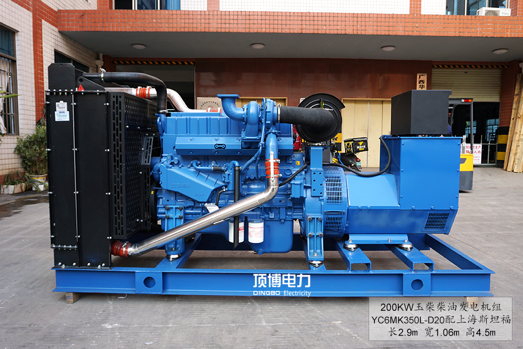 廣西寧鐵中石油昆侖燃?xì)饽蠈幏止境晒炗?00KW玉柴柴油發(fā)電機(jī)組一臺(tái)